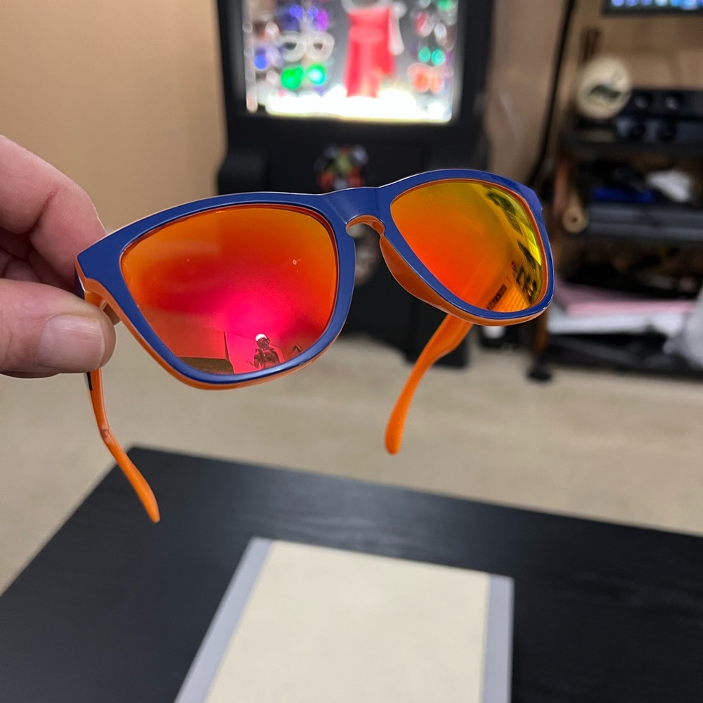 Oakley Frogskins Blue and Orange with fire lenses